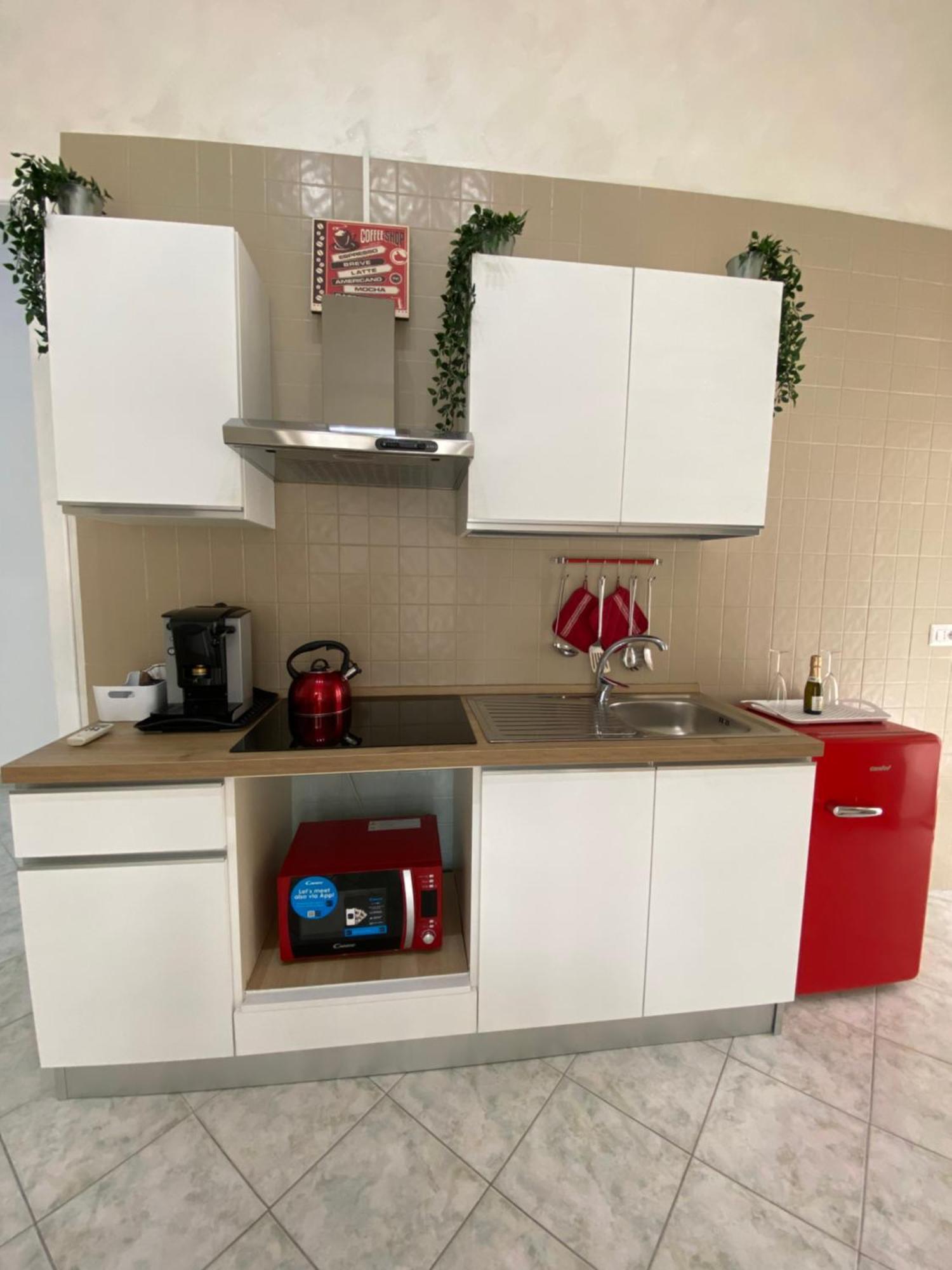 נאפולי Ellebi Home מראה חיצוני תמונה